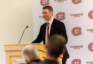 Nick Oliver Presser