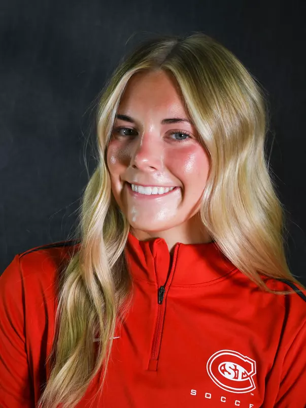 EMMA GOTT 2026 HEADSHOT