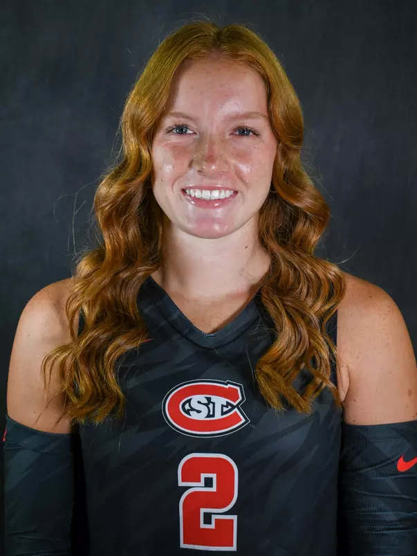 Izzy Keaveny 2026 Headshot