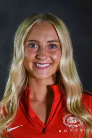 GABBY HOFELD 2026 HEADSHOT