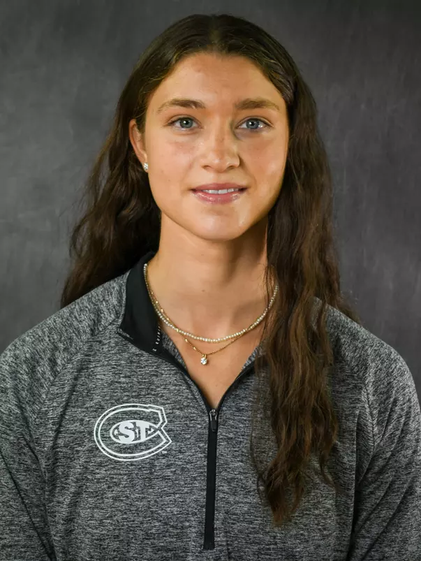 Julianne Labbé 2026-27 Headshot