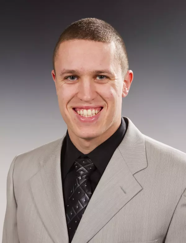 Michael Acchione headshot