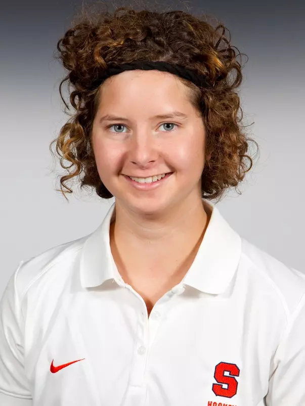 Carrie-Mattimoe, Holly