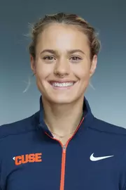 Phoebe Aguiar Headshot