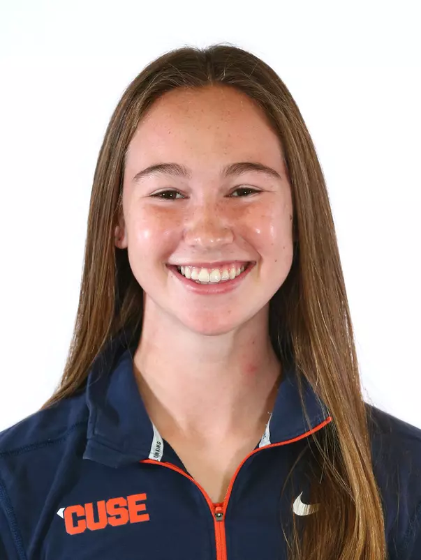 Kirstyn Shecter headshot