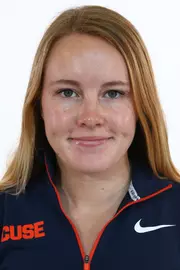 Holly Bent headshot