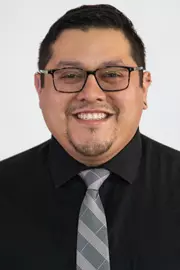 Andrew Gomez