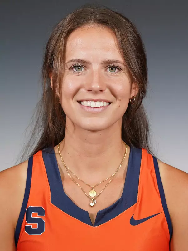 Quirine Comans Head Shot