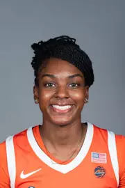Alyssa Latham Head Shot