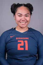 Elizabeth Schuster 2024 Headshot