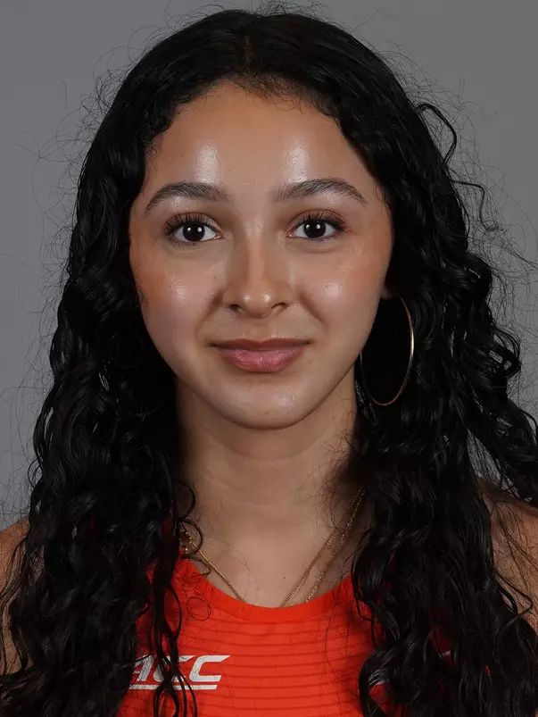 Mia Hernandez