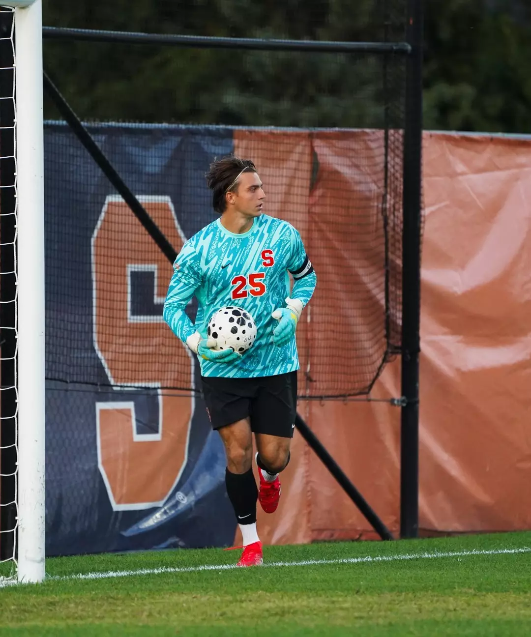 Tomas Hut All Region Second Team 2025