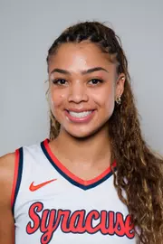 Laila Phelia Headshot 2025-26