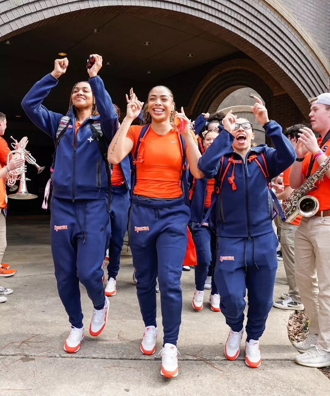WBB Dancing to postseason