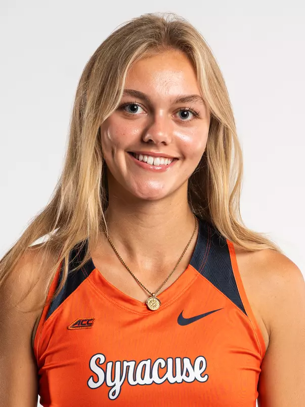 Genevieve Huston Head Shot
