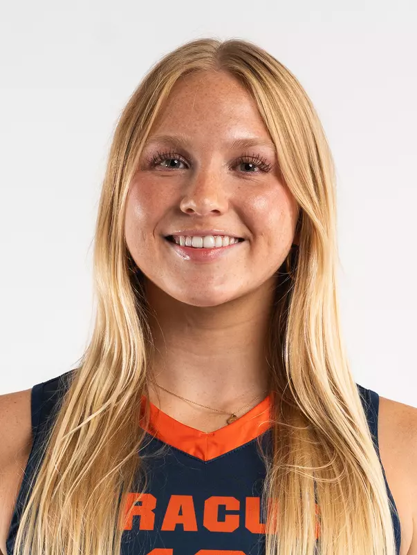 Emma Williams Headshot