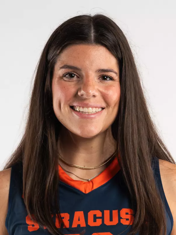 Abby Nicholson Headshot