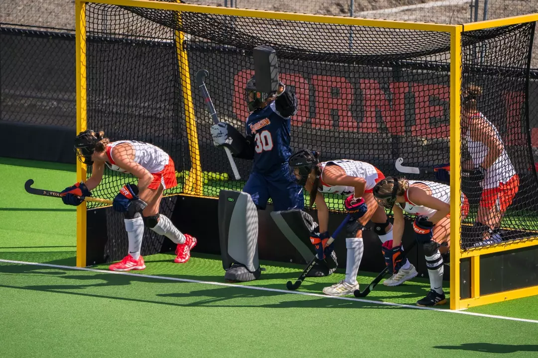 Syracuse Field Hockey DPC Unit in Goal