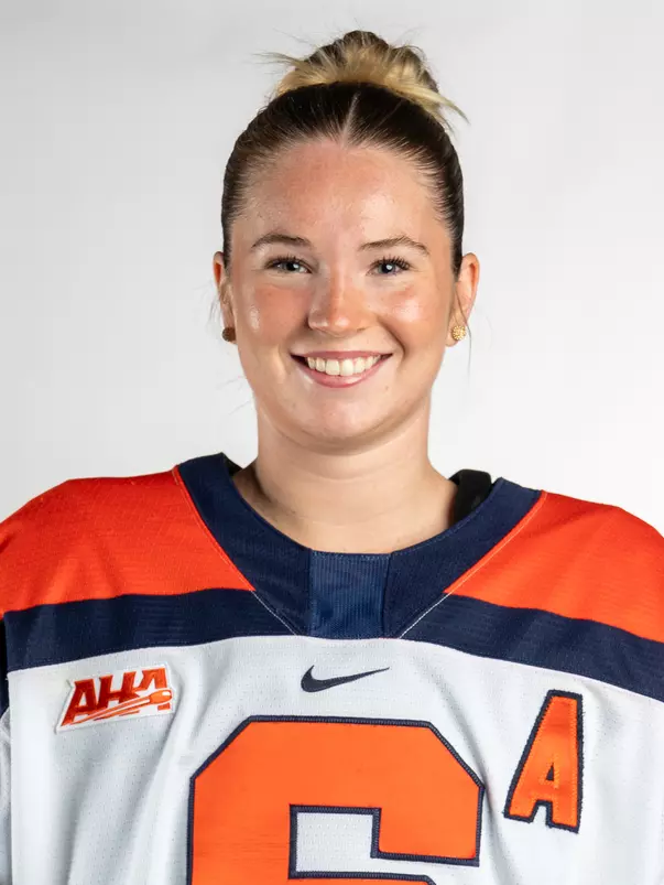 Rylee McLeod Head Shot