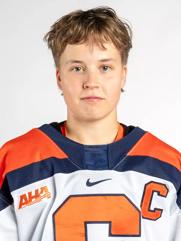 Nea Tervonen Head Shot