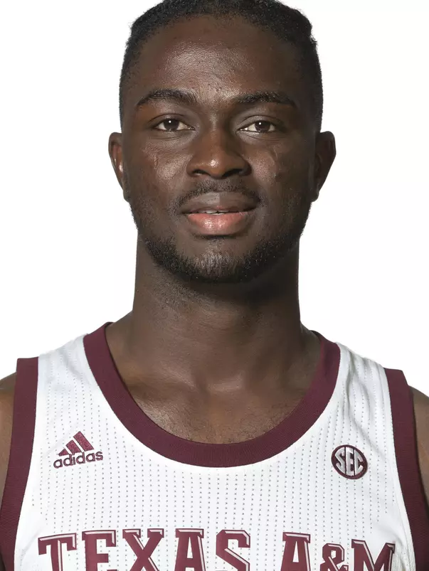 Jonathan Aku Head Shot