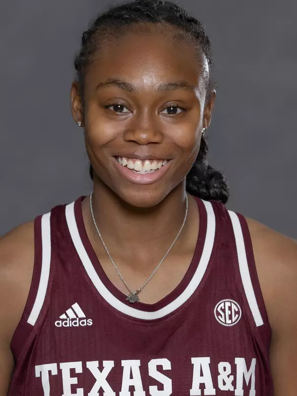 Mckinzie Green Head Shot