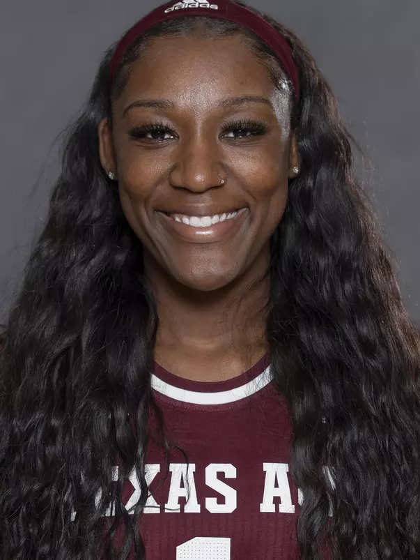 Aahliyah Jackson Head Shot