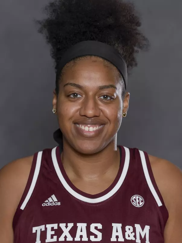 Ciera Johnson Head Shot