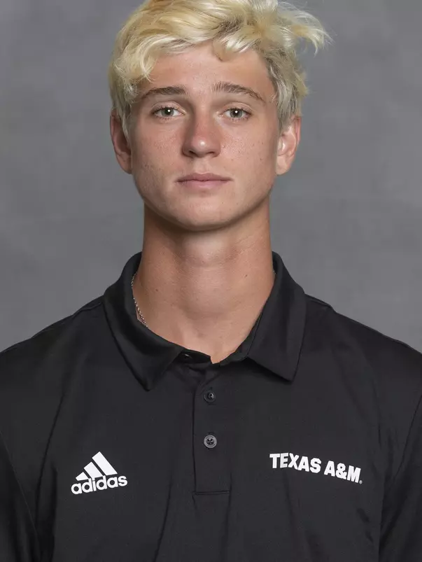 Storch - 20191015_MG_PORTRIATS_PHOTO_DAY_IJR_9379_2035