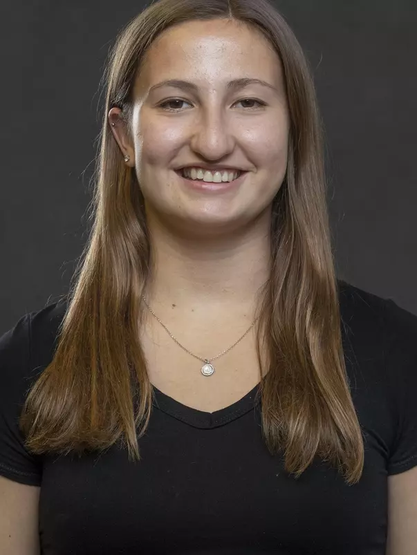 Alyssa Clairmont Head Shot