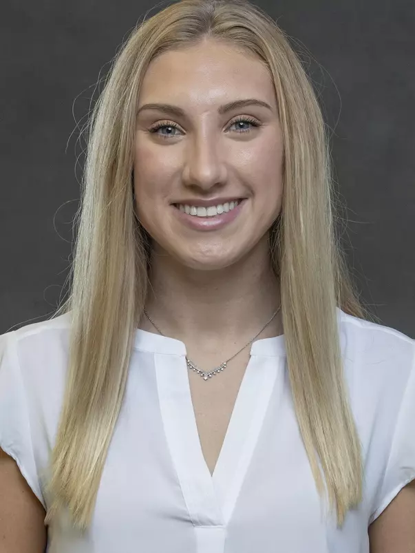 DANIELLE HEPLER Head Shot