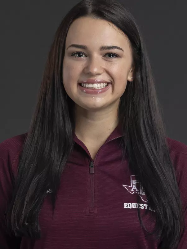 Mackenzie Chapman Head Shot