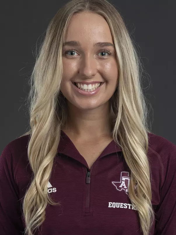 Nicole Leonard Head Shot