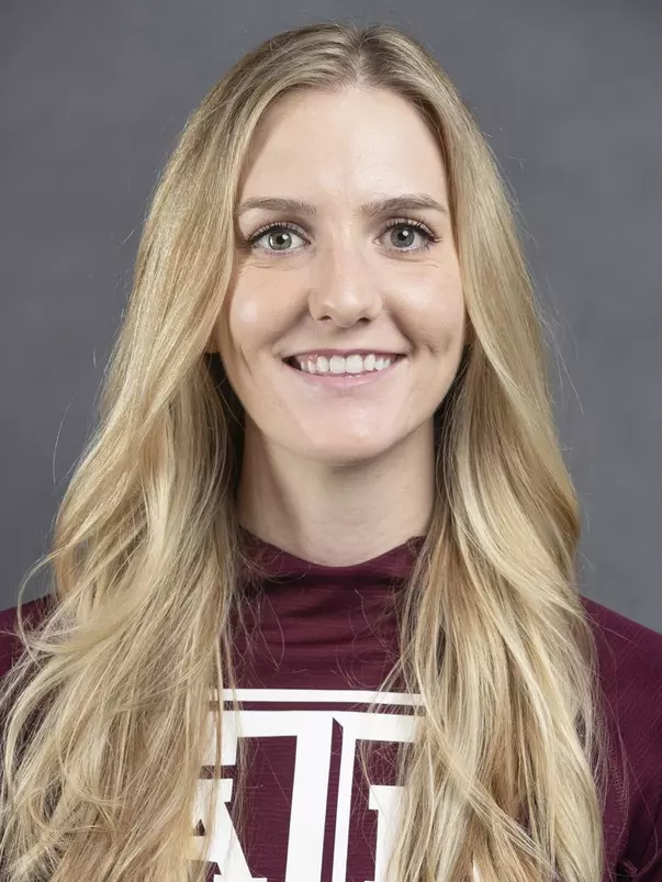 Kara Dill 2020 Headshot
