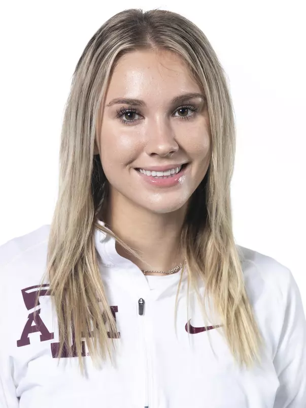 Bailey Goggans_COLLEGE STATION, TX - 20210927 - Texas A&M Aggies Track and Field Headshot Day