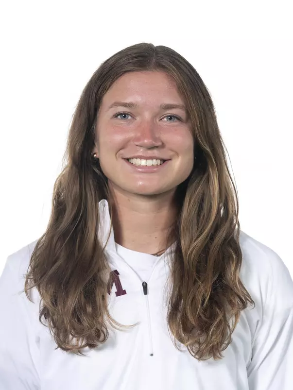 Victoria De La Garza_COLLEGE STATION, TX - 20210927 - Texas A&M Aggies Track and Field Headshot Day