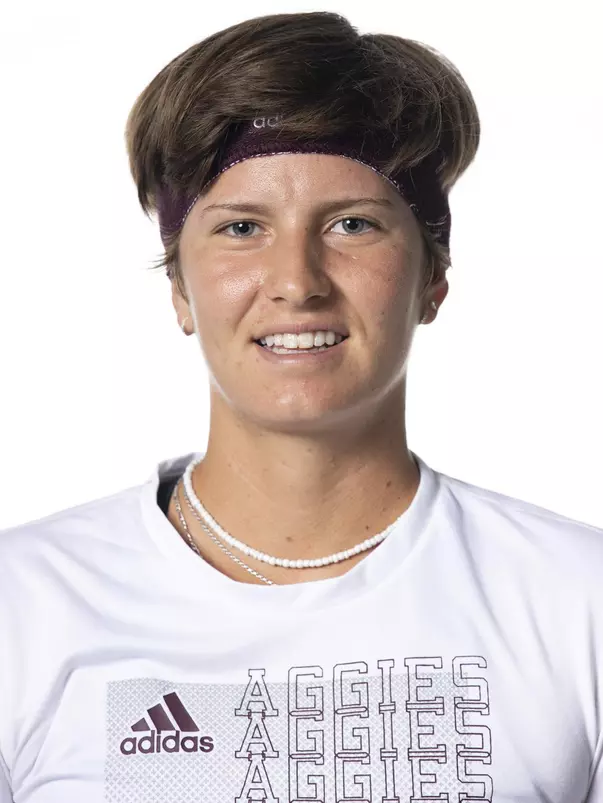 Gianna Pielet Headshot