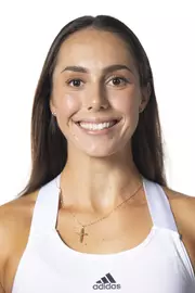 Renee McBryde Headshot