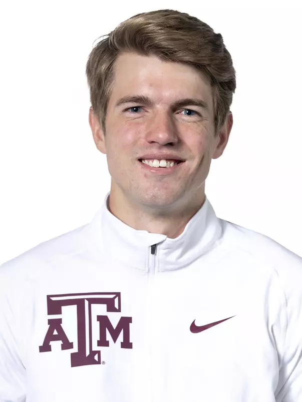 Zach_Davis_COLLEGE STATION, TX - 20210927 - Texas A&M Aggies Track and Field Headshot Day
