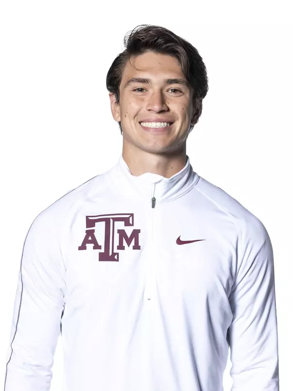 Quentin_Zapata_COLLEGE STATION, TX - 20210927 - Texas A&M Aggies Track and Field Headshot Day
