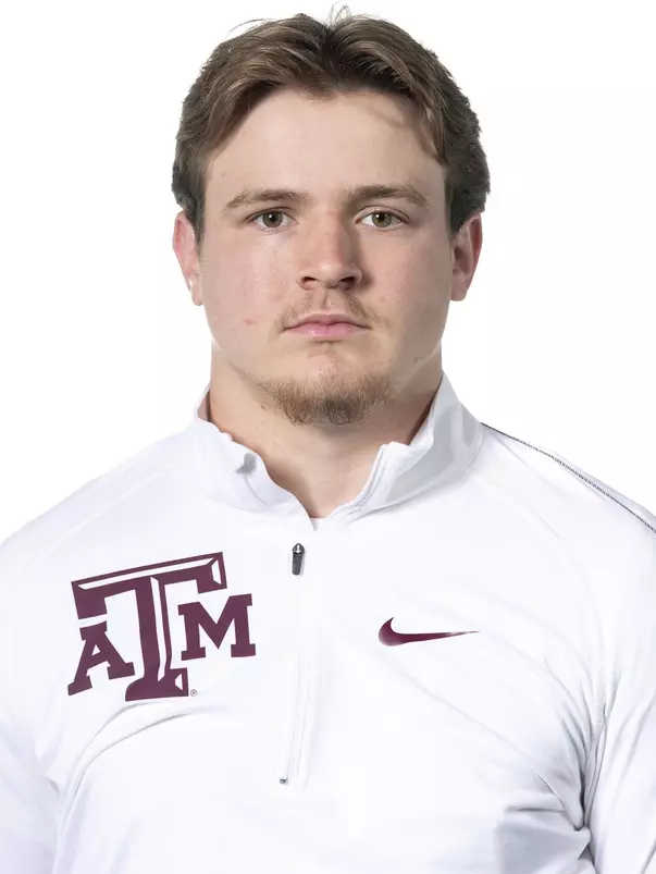 Luke_Barrett_COLLEGE STATION, TX - 20210927 - Texas A&M Aggies Track and Field Headshot Day