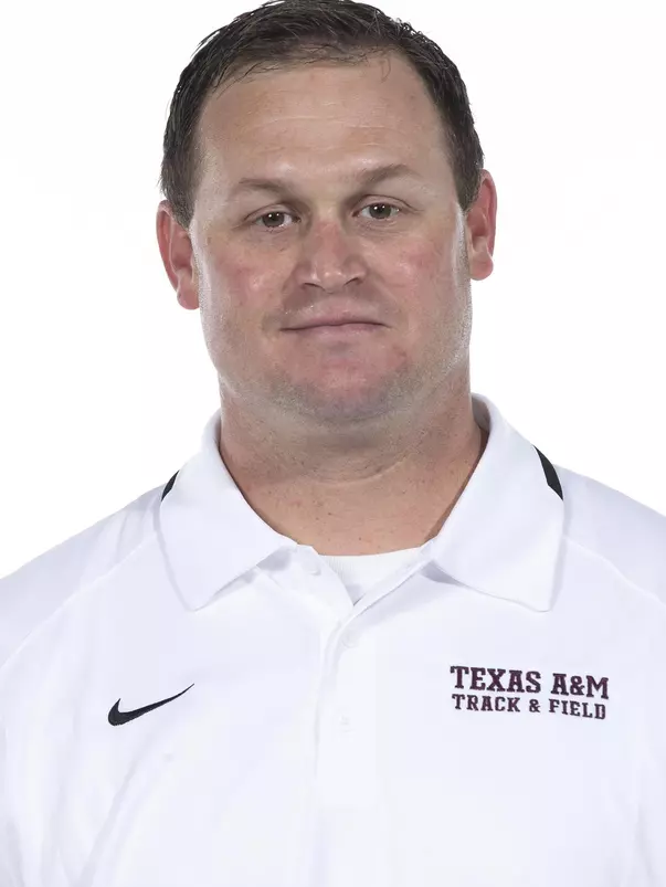 COLLEGE STATION, TX - 20210820 - Texas A&M Aggies Cross Country Headshot Day