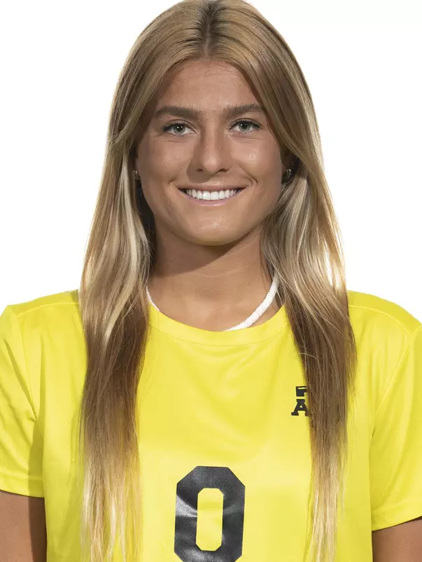 Kenna Caldwell head shot