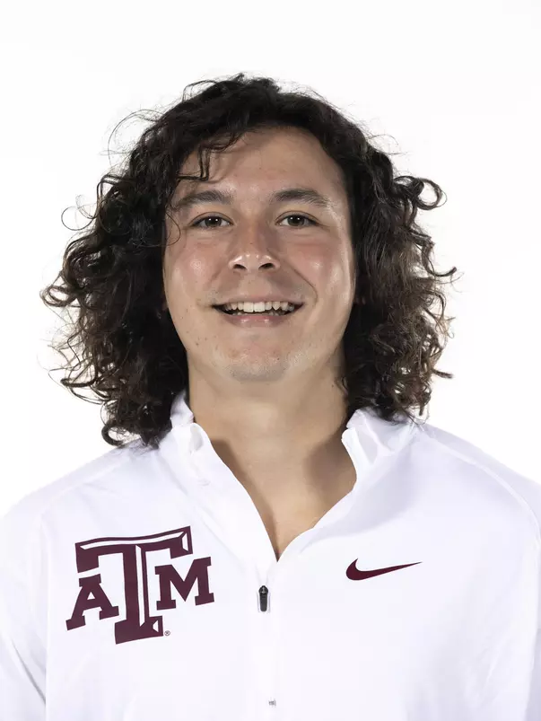 COLLEGE STATION, TX - 20211109 - Texas A&M Aggies Track and Field Portrait Day