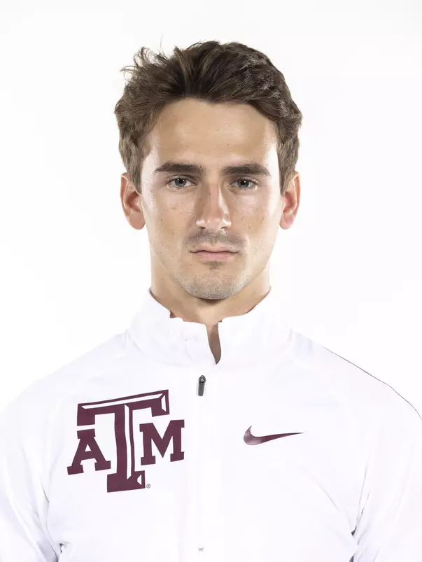 COLLEGE STATION, TX - 20211109 - Texas A&M Aggies Track and Field Portrait Day