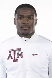 COLLEGE STATION, TX - 20211202 - Texas A&M Aggies Track and Field Headshot Day