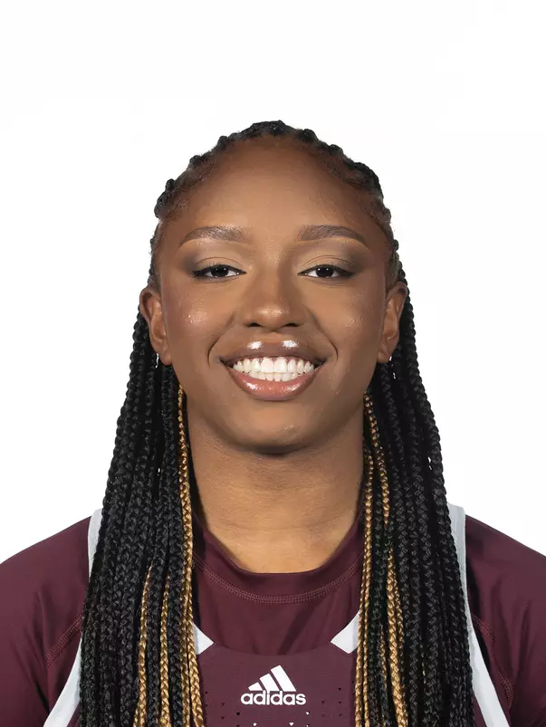 Tineya Hilton Head Shot (Shoulder Crop)