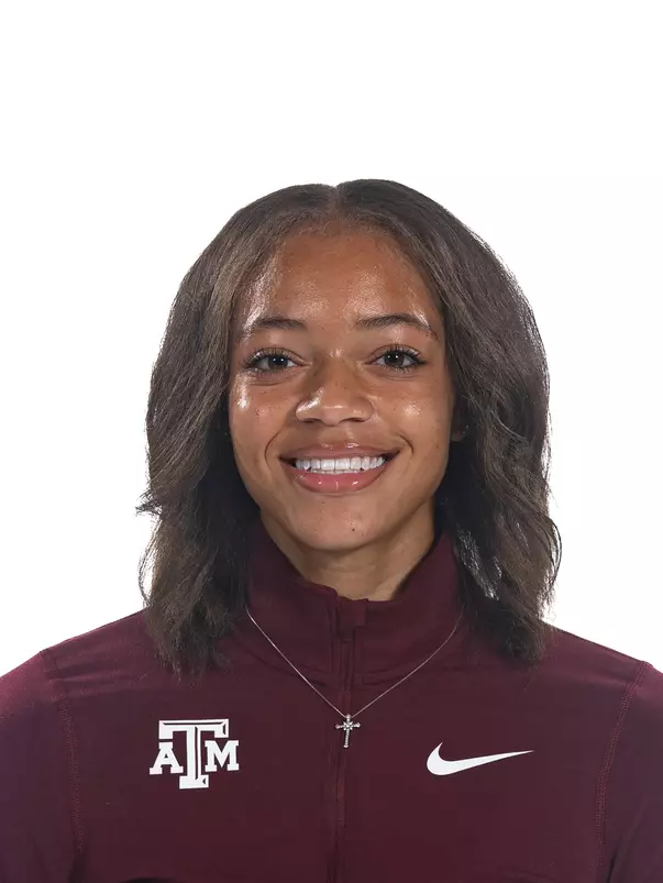 Leeah Burr 2022-23 Track Head Shot