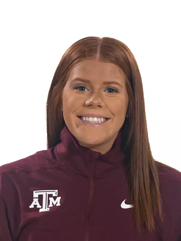 McKenna Webb 2022-23 Track Head Shot