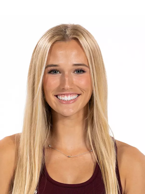 Elise Robbins Head Shot 2022-23